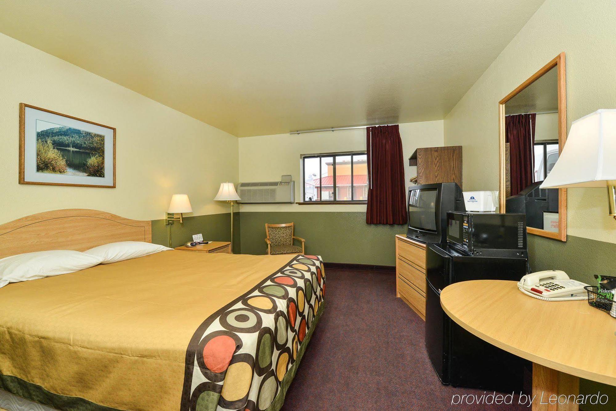 Super 8 By Wyndham Dillon Motel Exterior foto
